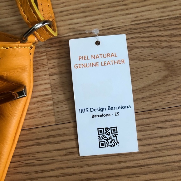 New “Iris Design” from Barcelona Crossbody with tag (Read Description) - Picture 4 of 7